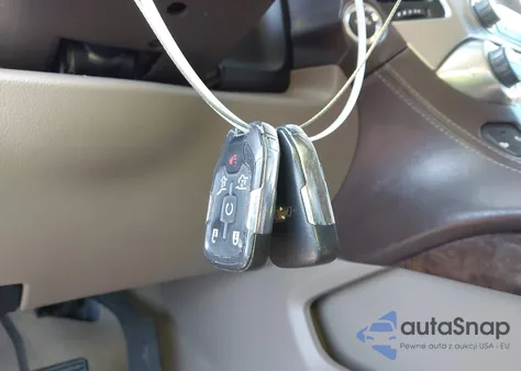 2017 Chevrolet Tahoe Lt z USA, uszkodzony, nr VIN 1GNSCBKC2HR405424